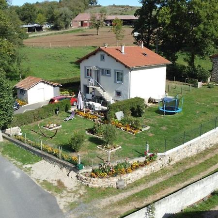 Halte à Veyrac Lavoute-sur-Loire Exterior foto