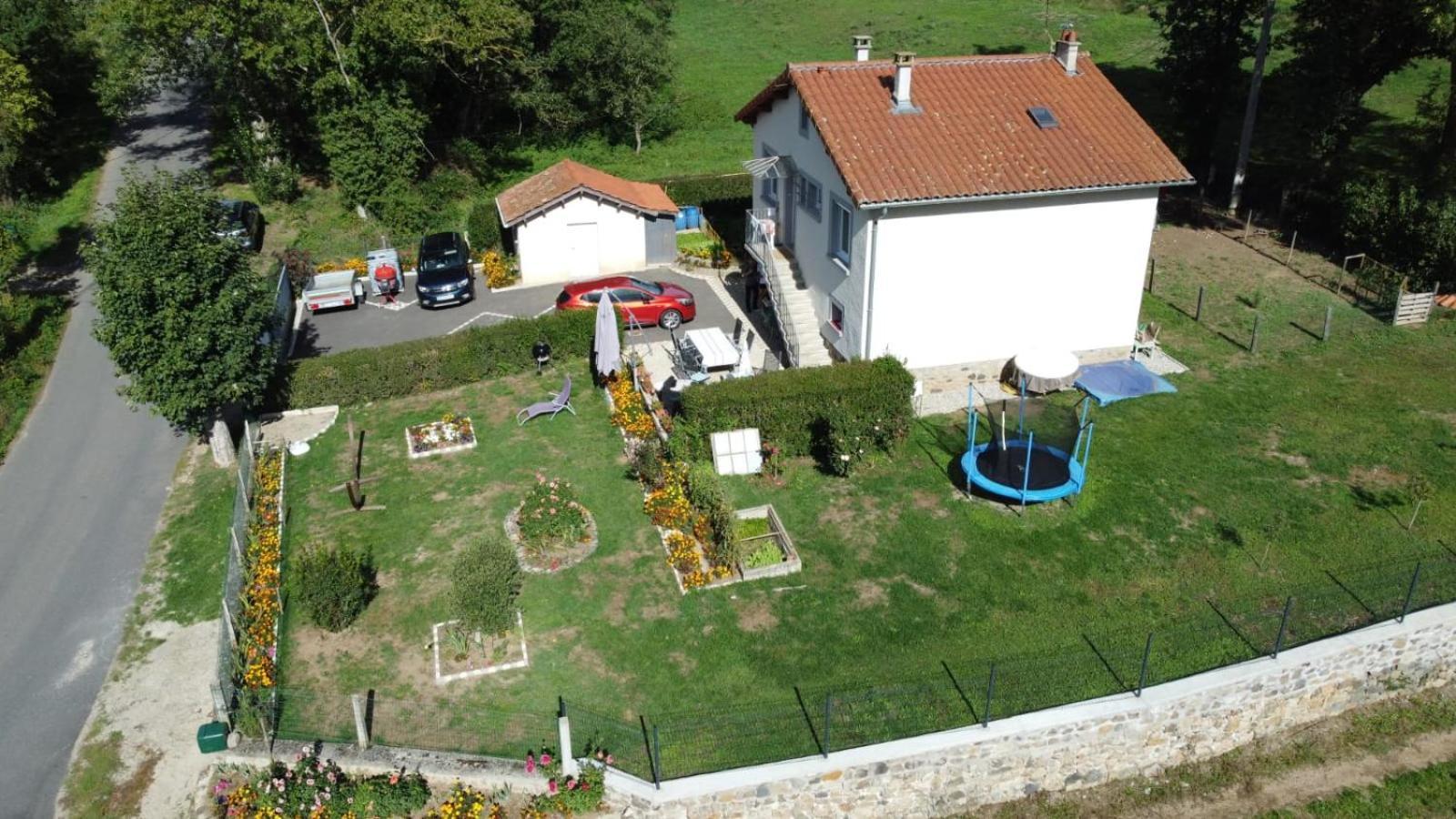 Halte à Veyrac Lavoute-sur-Loire Quarto foto